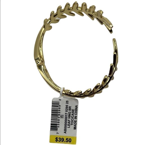 Charter Club Gold-Tone Leaf Cuff Bracelet Hinge NWT - Picture 4 of 4